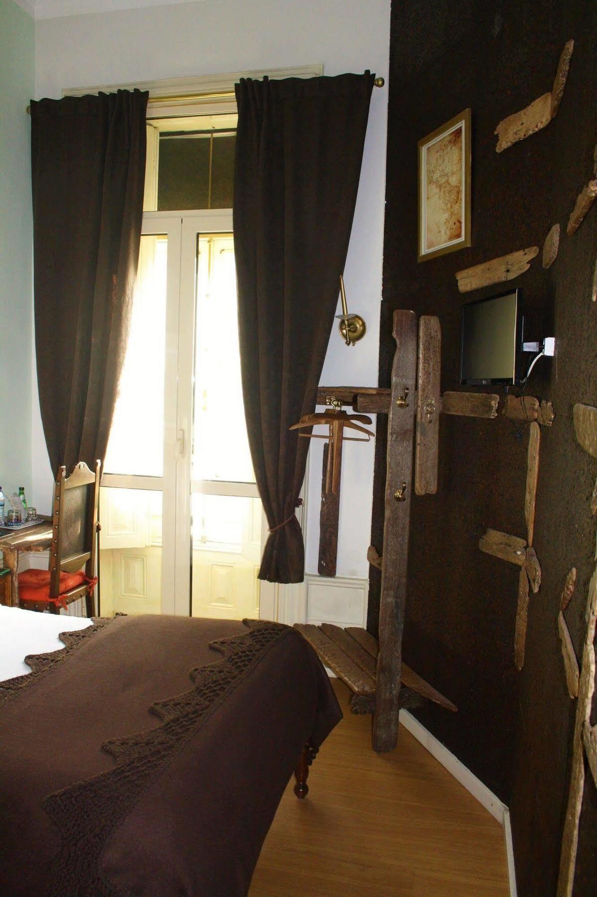 Alvares Cabral Guesthouse OOporto Exterior foto